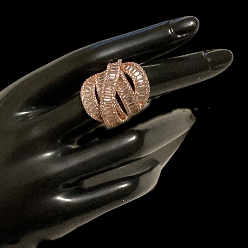 Gorgeous Pink Gold Ring  